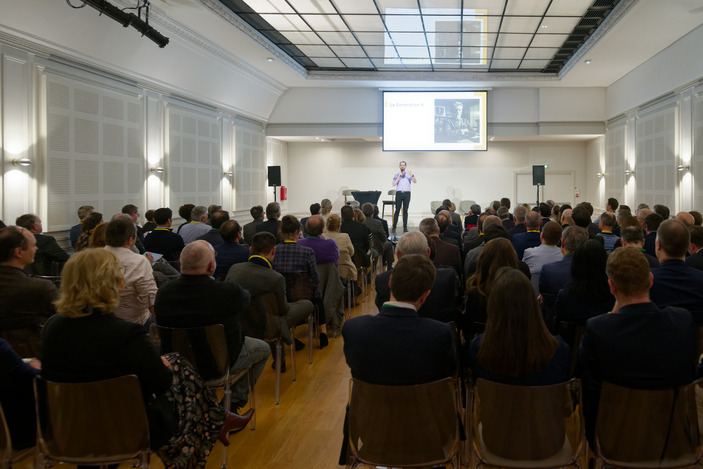 Salle de conférence - Rencontres